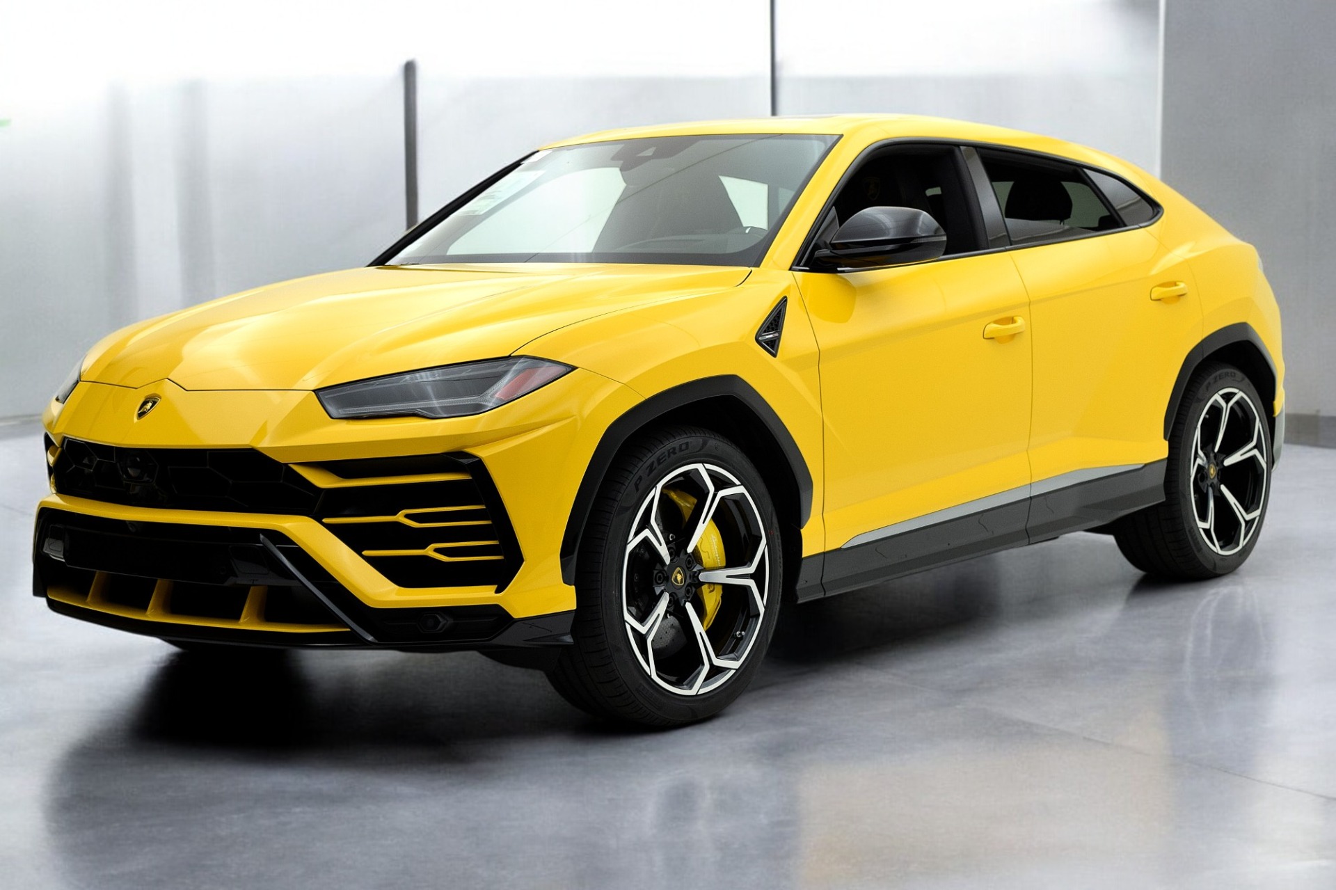 Used 2019 Lamborghini Urus /LEASE OPTIONS AVAILABLE for sale $189,000 at F.C. Kerbeck Aston Martin in Palmyra NJ 08065 2