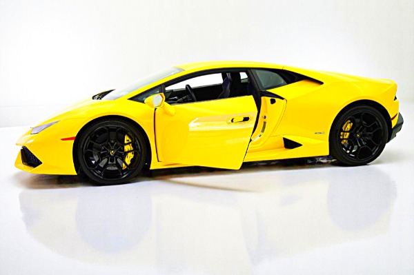 Used 2015 Lamborghini Huracan LP 610-4/SELEZIONE PRE-OWNED CERTIFIED for sale $235,000 at F.C. Kerbeck Aston Martin in Palmyra NJ 08065 4